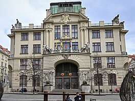 Budova praského magistrátu na Mariánském námstí. (duben 2023)