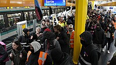 Protesty Francouz proti dchodové reform. (13. dubna 2023)