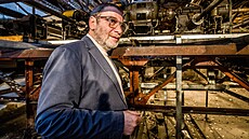 Budova Divadla na Vinohradech se nachází v nevyhovujícím stavu. Nefunk�ní je...