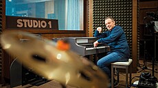 Michal Dvo�ák, producent, skladatel, texta�, autor hudby scénické i filmové...