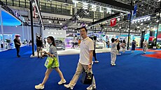 Zástupci více ne� 3 000 zna�ek, v�etn� Burberry a Estee Lauder, se sjeli na...