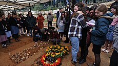 Poheb Lucy Deeové, Izraelky, která podlehla teroristickému útoku, bhem...