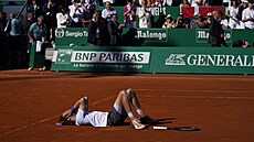 Ruský tenista Andrej Rubljov slaví vítzství ve finále turnaje Masters v Monte...