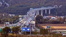 Praský okruh, dálniní obchvat Prahy, na snímku je zachycen Radotínský most,...