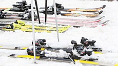 Velikononím lyováním skonila zimní sezona 2022/2023 na krunohorském...