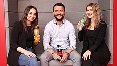Pod sloganem �Nav�dy spolu� p�edstavuje Coca-Cola svým zákazník�m novinku,...