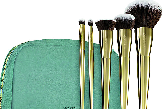 Líčení na profesionálku. Správný make-up v práci umí zlepšit kariéru