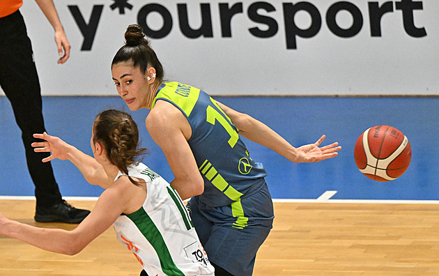 Basketbalistky USK zvítězily v Brně, další úspěch jim zajistí obhajobu titulu