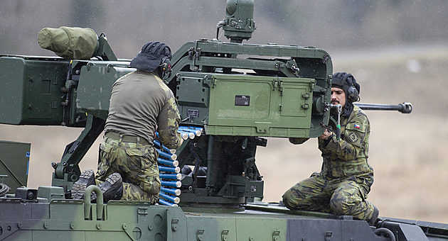 Na velikosti záleží. Česká armáda preferuje u nových pandurů menší ráži