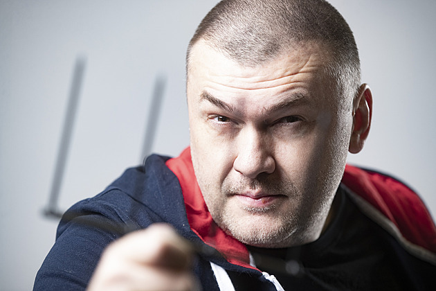 SÓLO PRO KOTLETU: A co vy holky redaktorky, kdy ukážete prsa?