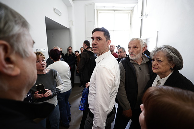 Soud kvůli Vrabelovi zjišťoval, zda Česko chystá jaderný útok. Potvrdil mu podmínku