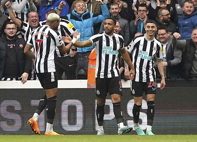 ONLINE: Newcastle hraje v Leedsu, pak jdou do akce United či Chelsea