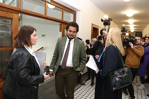 KOMENTÁŘ: Toxické vzorce a léčba Ferim. Přesně to, čeho se oběti bojí