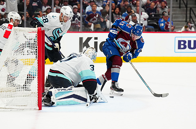 Osobní důvody, nebo alkohol? Ruský útočník záhadně zmizel, Colorado mlčí