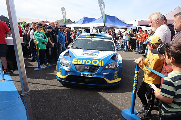 Pech ovládl Rallye Šumava Klatovy, v závěru odolal útoku Kopeckého