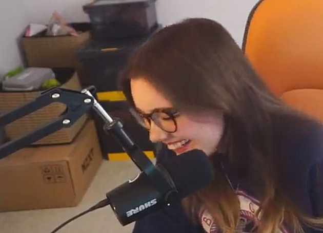 Streamerka se představila jako „online bavič dospělých,“ banka ji odmítla