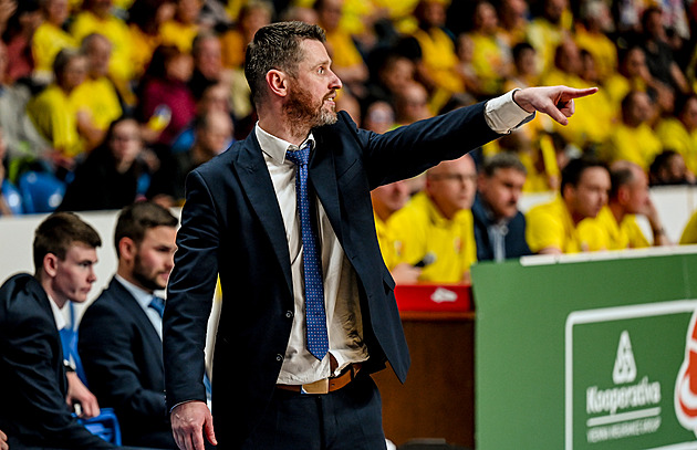 Brnu vrátil lesk, trenér Růžička odchází za basketbalem do Maďarska