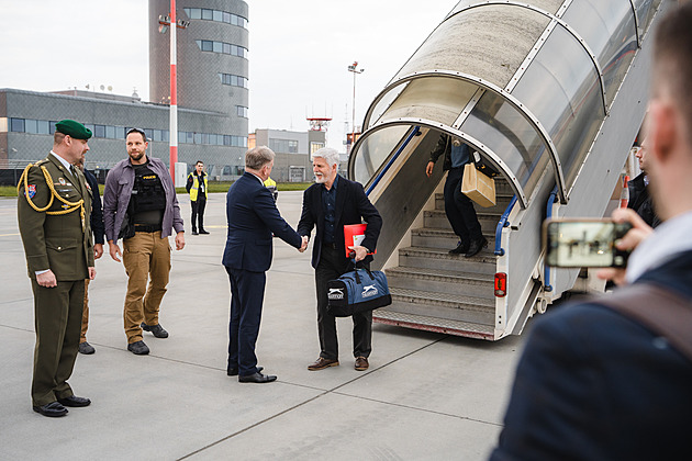 Chci, aby rozhovory o vstupu Ukrajiny do EU začaly letos, řekl Pavel Zelenskému