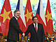Premiér Petr Fiala při setkání s předsedou vlády Vietnamu Pham Minh Chinhem...