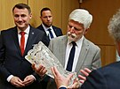 Prezident Petr Pavel dostal od Libereck�ho kraje n�kolik dar�, jedn�m z nich...