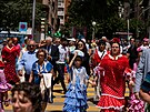 panlsko zaívá neobvykle teplé poasí. Snímek pochází z festivalu v Seville....