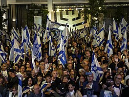 Slaví se výroí vzniku státu Izrael, ale zárove se demonstruje proti chystané...