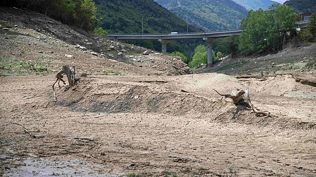 Ndre vody  v Katalnskou nejsou pln ani ze 30 procent.