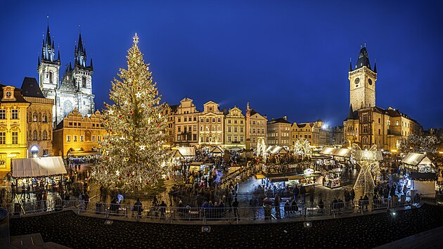 Andl na Staromstskm nmst a ocenn vzdoby m t, k Eva Polkov. 