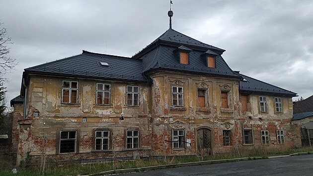Jedinen manestrov manufaktura v umperku zatm zstane nedokonena.