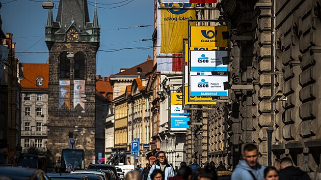 Budova centrly esk poty (hlavn pota) v Jindisk ulici v Praze (2023)