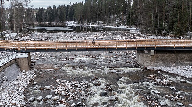 Projekt Hiitolanjoki je nejvtm projektem obnovy eky, jak byl kdy ve Finsku plnovn. Jeho clem je odstranit pekky na ece Hiitolanjoki v Jin Karlii na jihovchod Finska. (26. dubna 2023) 
