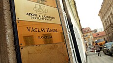Václav Havel ml kancelá ve Vorilské ulici v Praze. (2003)