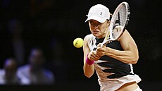 Iga �wiateková na turnaji ve Stuttgartu