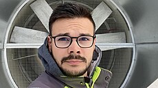 Dmitrij Izotov se narodil v Aktobe v Kazachstánu, ale jako malý kluk se s...