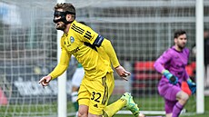Olomoucký kapitán Vít Bene slaví vyrovnání na hiti Jablonce, kde v minulosti...