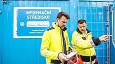 1. výro�í zahájení výstavby metra D. V ulici Na Str�i u h�bitova Zelená li�ka...