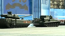 Pehlídkové tanky Armata se nejeví spolehliv ani na pehlídkách