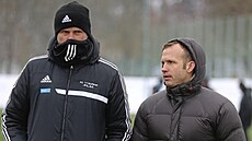 Sportovní editel FC Vysoina Luká Vaculík (vpravo) v minulém týdnu neekan...