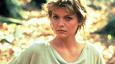 Michelle Pfeifferová v roce 1985 ve filmu Jestábí ena