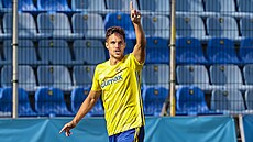 Zlínský fotbalista Luká Vratil se raduje z gólu.