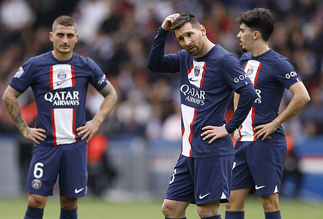 PSG si zahrává, bez vyloučeného Hakimího padlo a Marseille se přiblížila