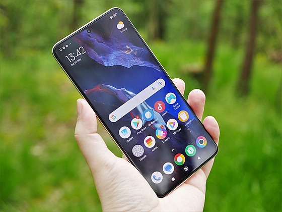 Poco F5 Pro