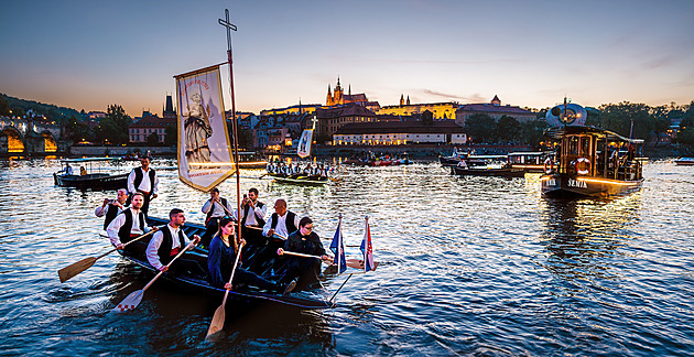 Oslavte Svatojánské slavnosti v Praze a vyhrajte plavbu po Vltavě