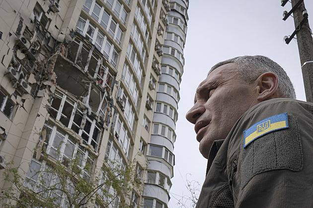 Kyjevany vyděsilo noční zemětřesení. To jedou zbraně na frontu, reagoval Kličko