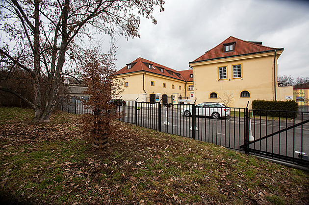 Podivný konec kauzy Bečvářův statek. Ukradené pozemky stát zpět nedostane