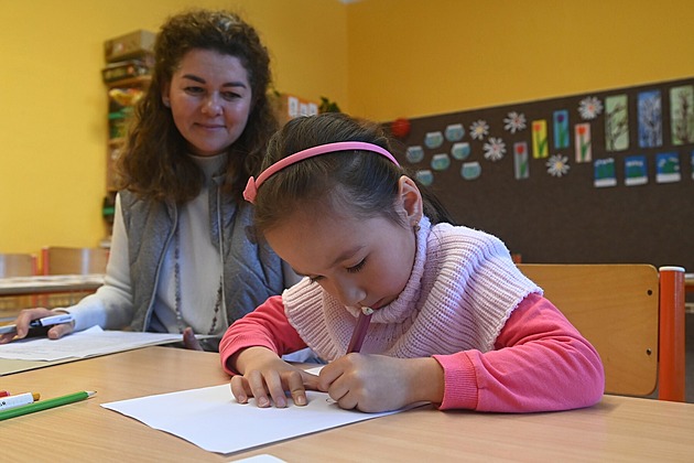 Středočeské základky našly místa pro většinu žáků, losovat zatím nemusejí