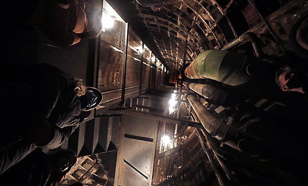 Moskva chtěla pár dní před invazí stáhnout video o bunkrech, neuspěla