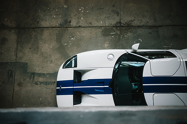 Elektromobilizaci navzdory: mejdan automobilových fanatiků voněl benzinem