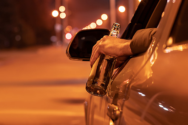 Nehod způsobených alkoholem přibývá. Stále častěji bourají silně opilí řidiči