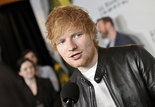 RECENZE: Uplakaný Ed Sheeran na albu Subtract sází na jistotu